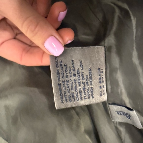 G.H. Bass & Co. Khaki green EUC near new size L Quilted Utility/Barn Jacket - Picture 12 of 13